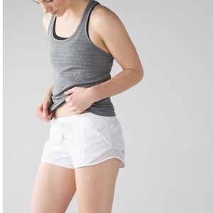 Lululemon Hotty Hot Short - size4
